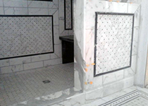 Salle de bain et douche en céramique et marbre